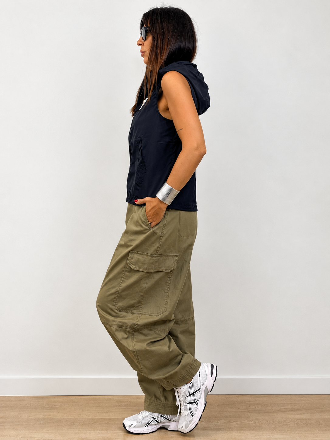 BESIDE-VEST